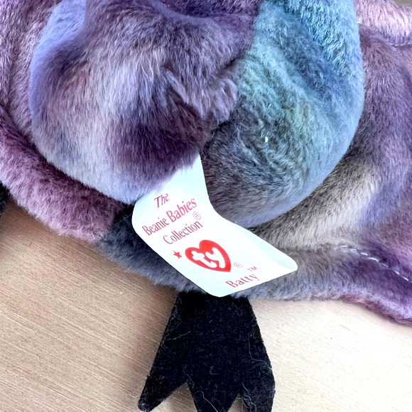 Mint condition NWT TY Batty beanie baby - Picture 2 of 5